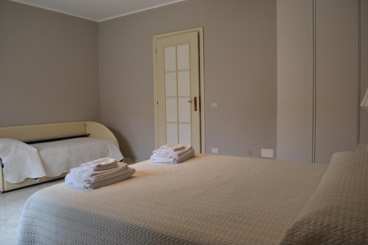 Ferienwohnung A Pochi Passi Venaria Reale Exterior foto